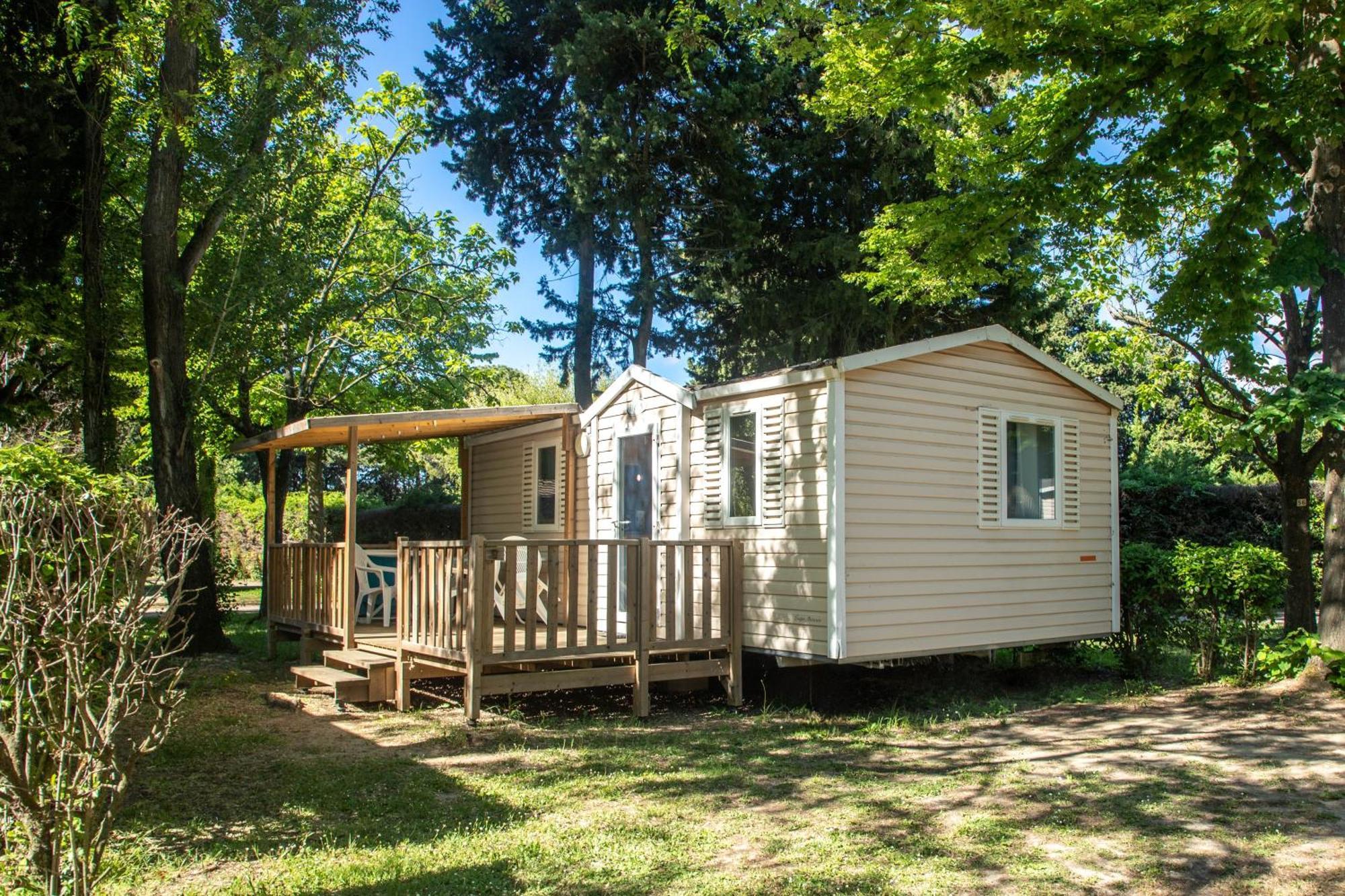 Camping Les Avignon - La Laune Villeneuve-lès-Avignon Dış mekan fotoğraf